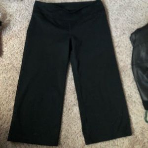 Size 8 capri loose leggings
